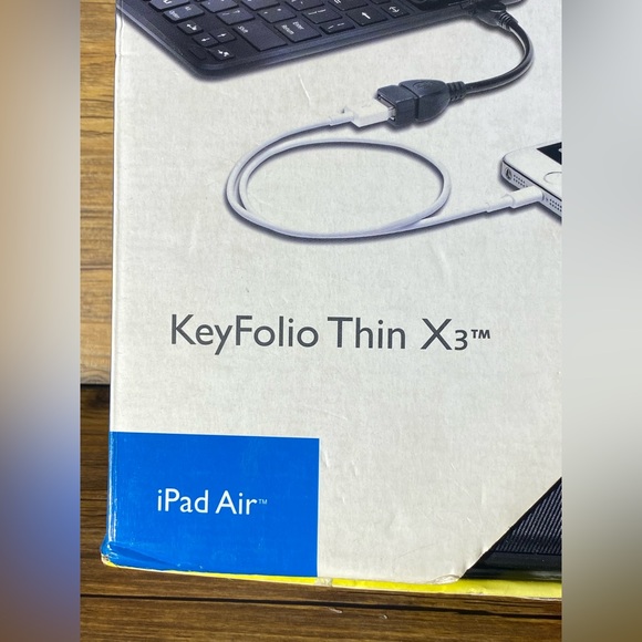 Kensington KeyFolio Keyboard iPad Air A1443A - Picture 2 of 9